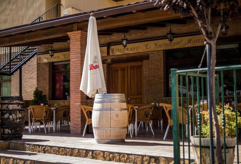 فندق ريفى Hostal Rural El Nacimiento