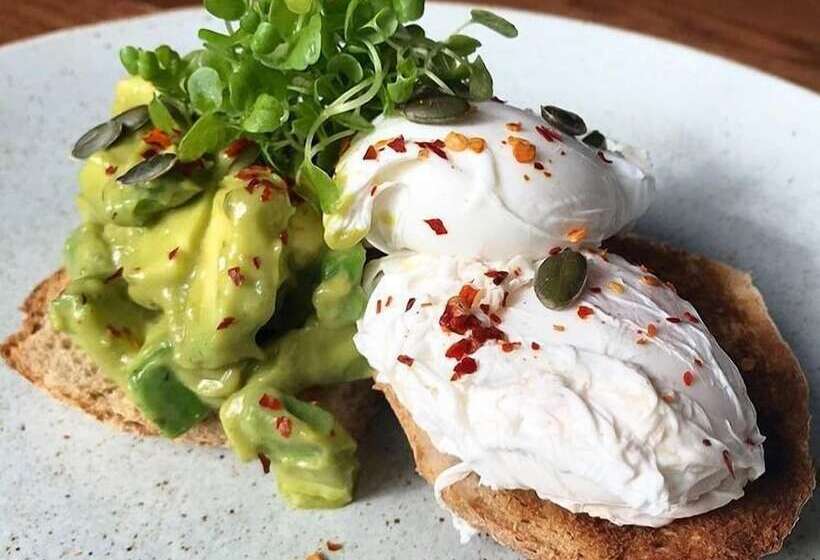 田舎風ホテル The Dog & Doublet Inn