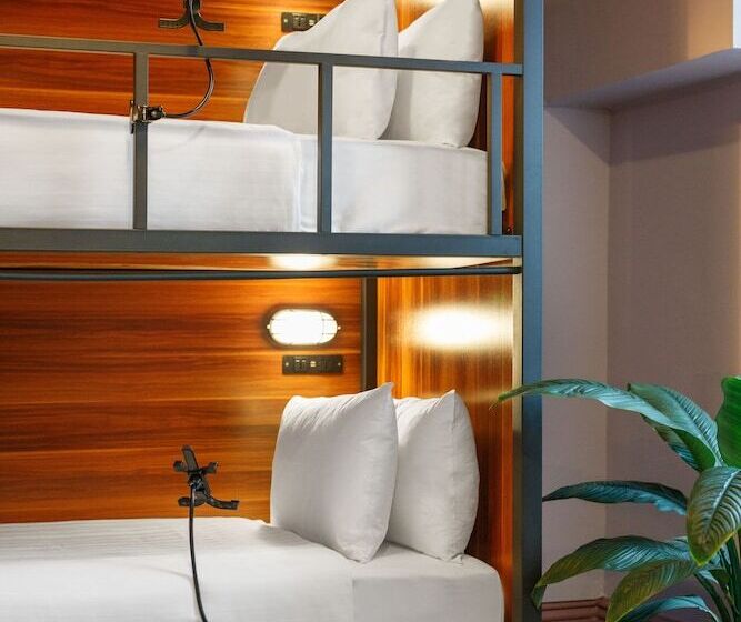 ホテル Roamer St Kilda