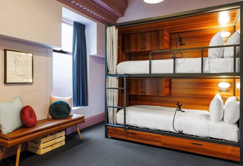 ホテル Roamer St Kilda