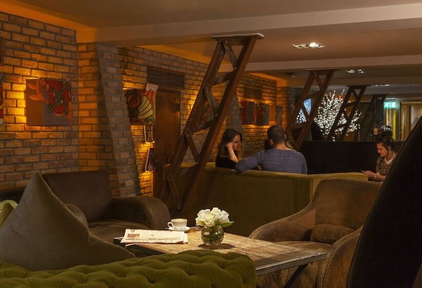 בית מלון כפרי Temple Bar Inn