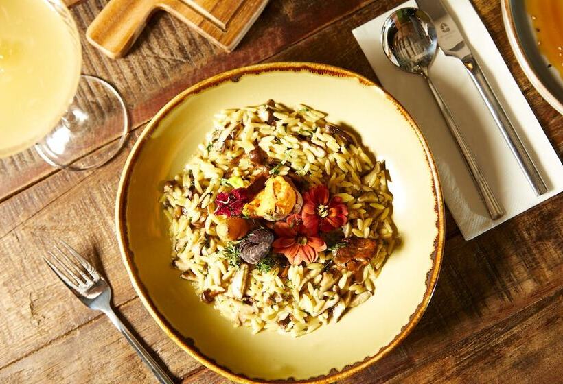 בית מלון כפרי Temple Bar Inn