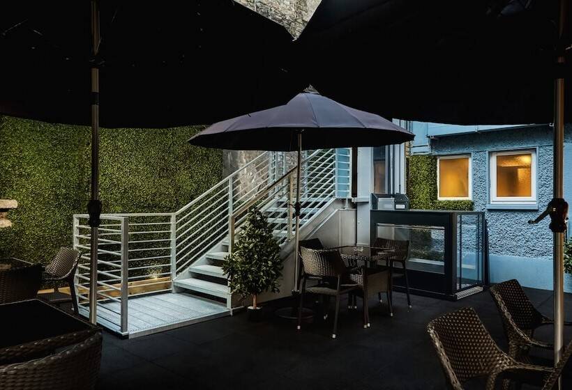 בית מלון כפרי Temple Bar Inn