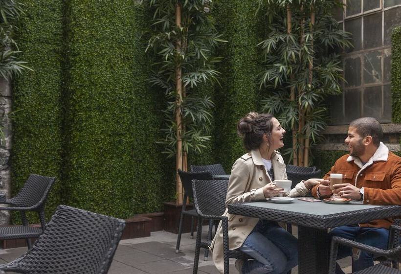 בית מלון כפרי Temple Bar Inn