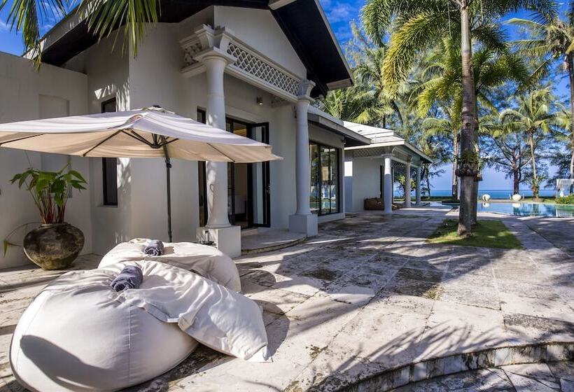 Отель The Anda Mani Khaolak Beachfront Villas