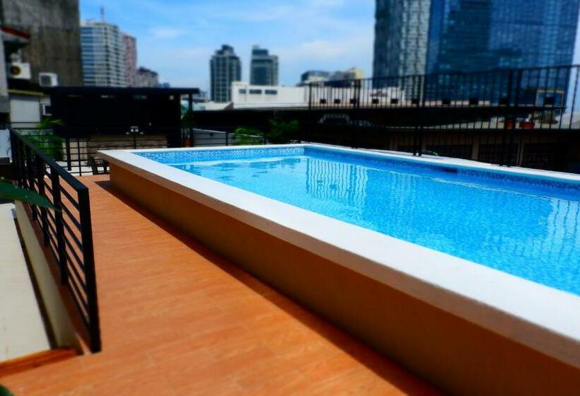 هتل The Charter House