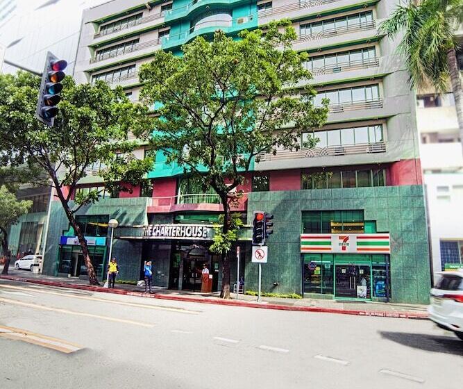 هتل The Charter House