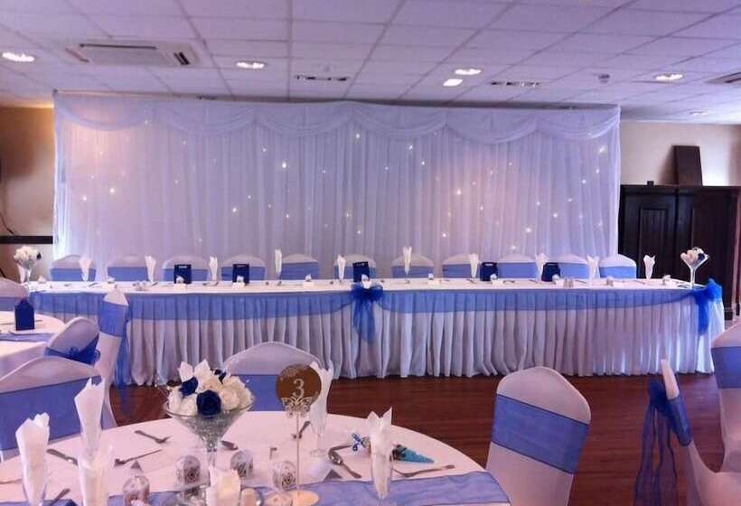 בית מלון כפרי The Fitzwilliam