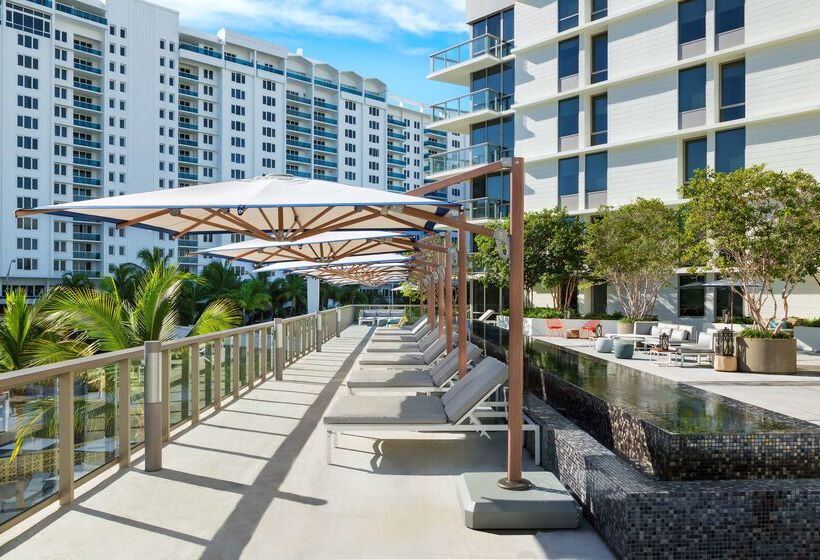 The Gates Hotel South Beach
