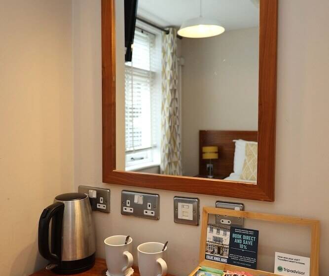 Отель The Olde Kings Arms