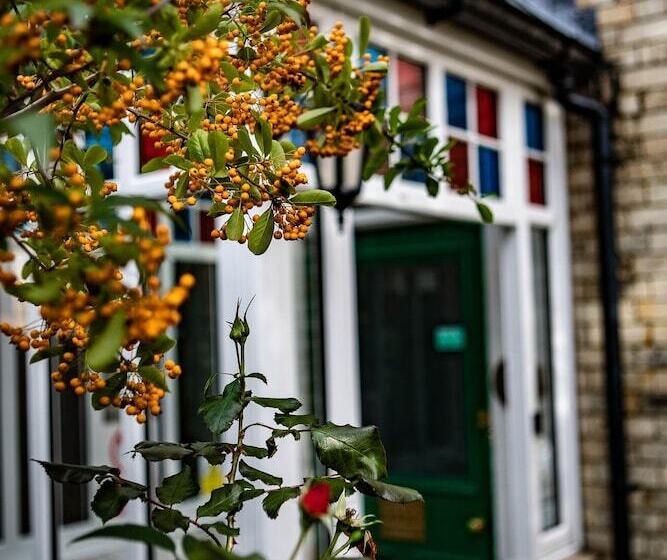 Отель Raincliffe