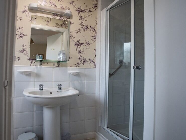 Отель Raincliffe