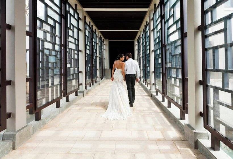 Отель The Ritzcarlton, Bali