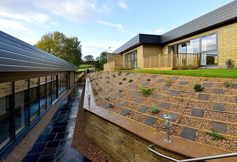 هتل The View At The White Horse Woolley Moor