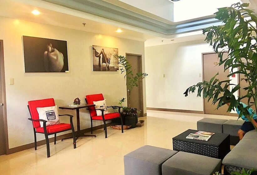 هتل Tiffany Laoag