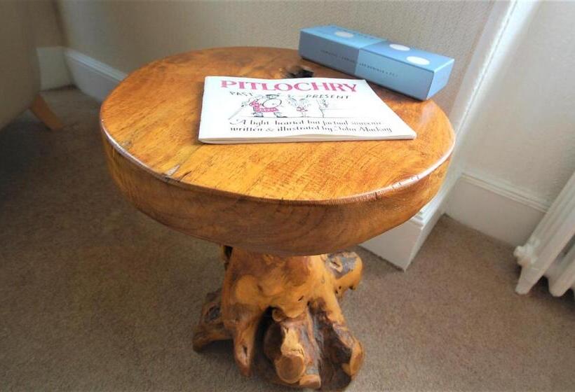 ホテル Tigh Na Cloich