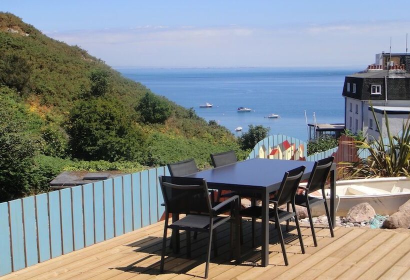 هتل Undercliff Guest House