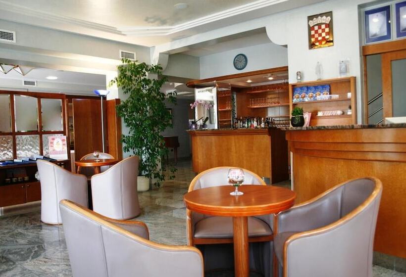 فندق Villa Marija