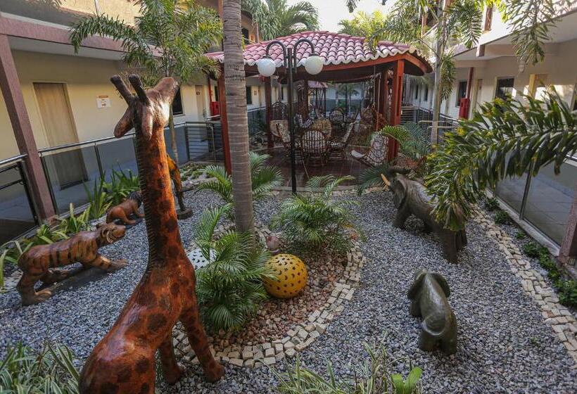 ホテル Vitoria Palace