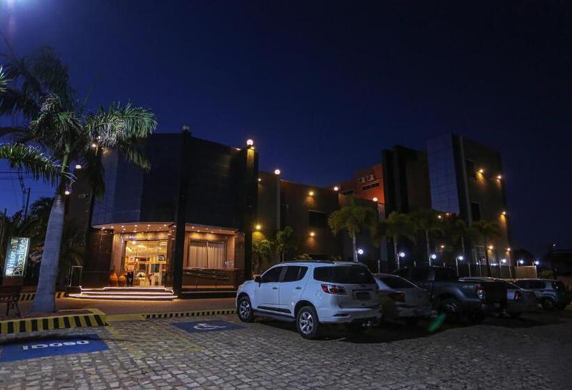 ホテル Vitoria Palace