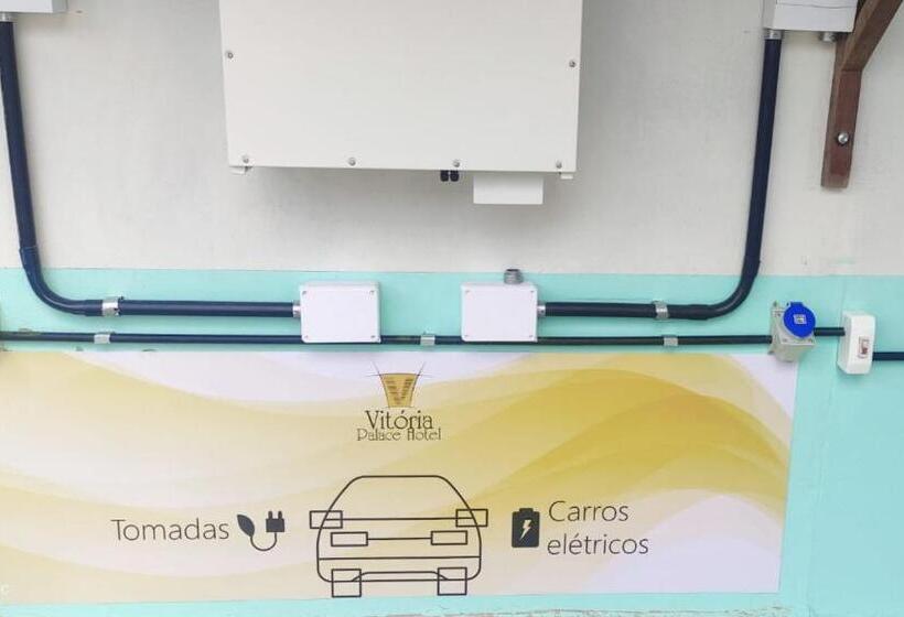 ホテル Vitoria Palace