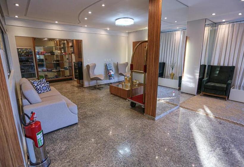 ホテル Vitoria Palace