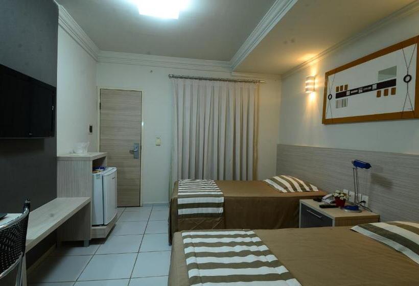 ホテル Vitoria Palace