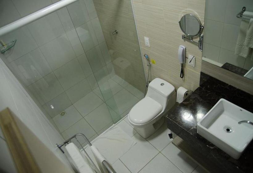 ホテル Vitoria Palace