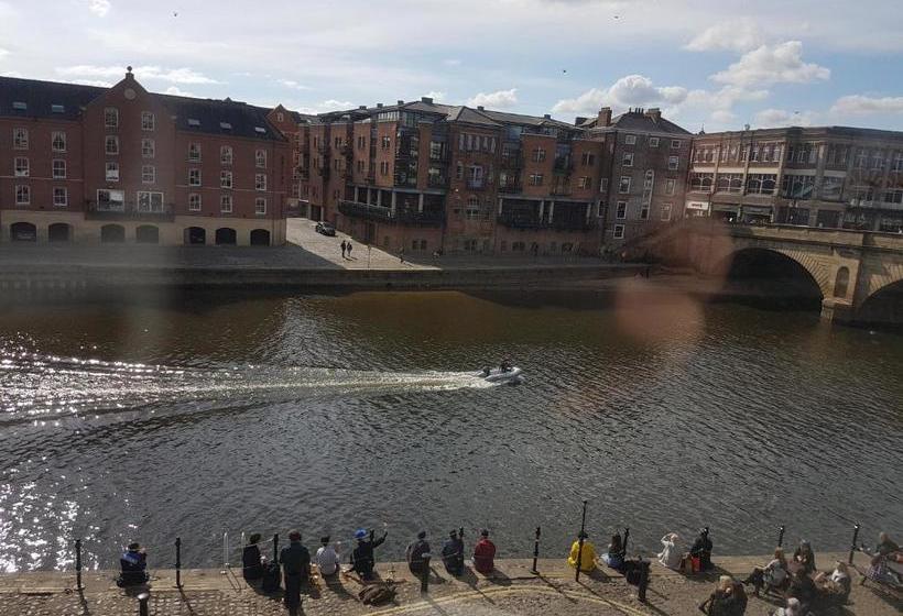 ホテル Lil's On The Waterfront