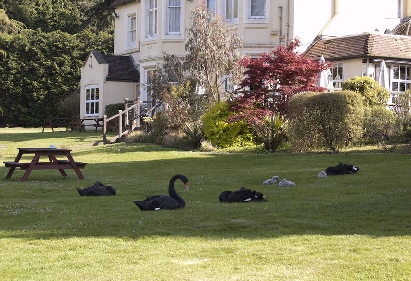 בית מלון כפרי Worplesdon Place