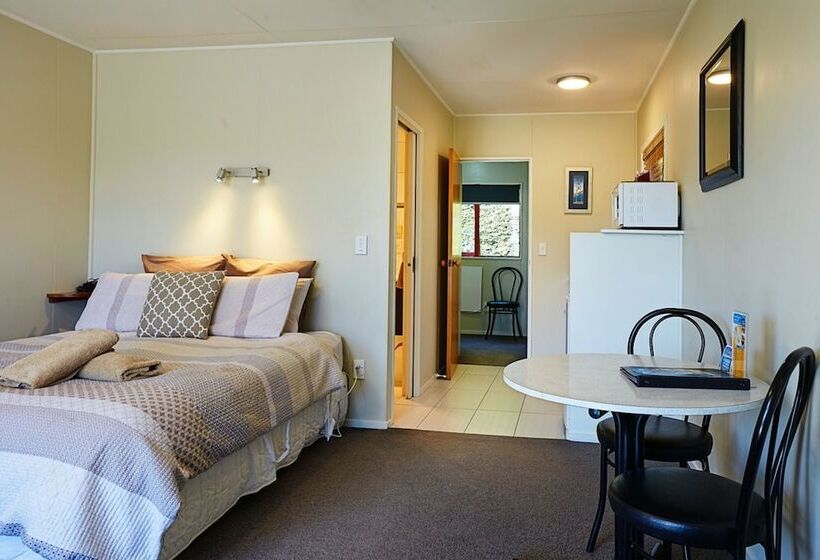 Kaikoura Top 10 Holiday Park