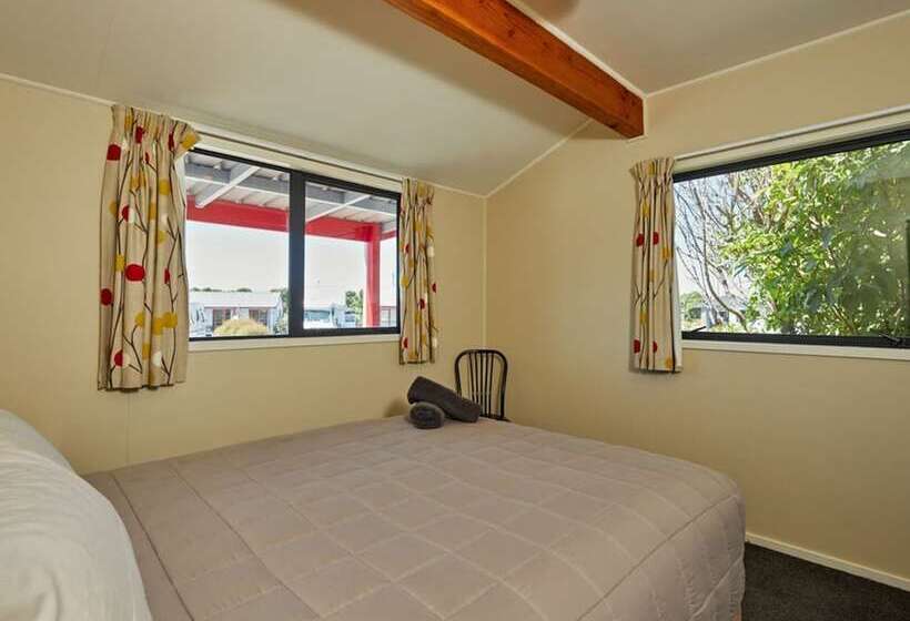 Kaikoura Top 10 Holiday Park