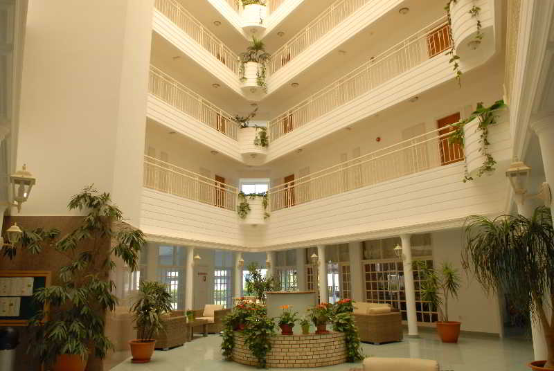 Maistrali Beach Hotel Apts