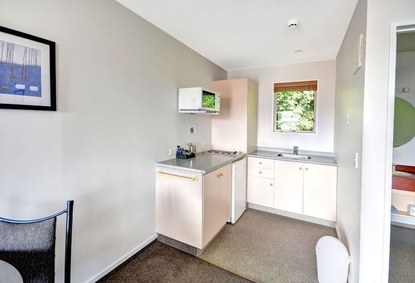 فندق على الطريق Alexis Motor Lodge