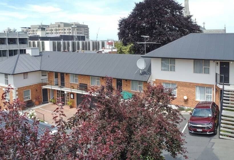 فندق على الطريق Alexis Motor Lodge