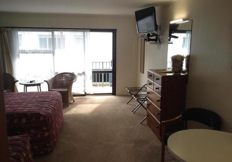 汽车旅馆  Bay Sands Seafront Studios