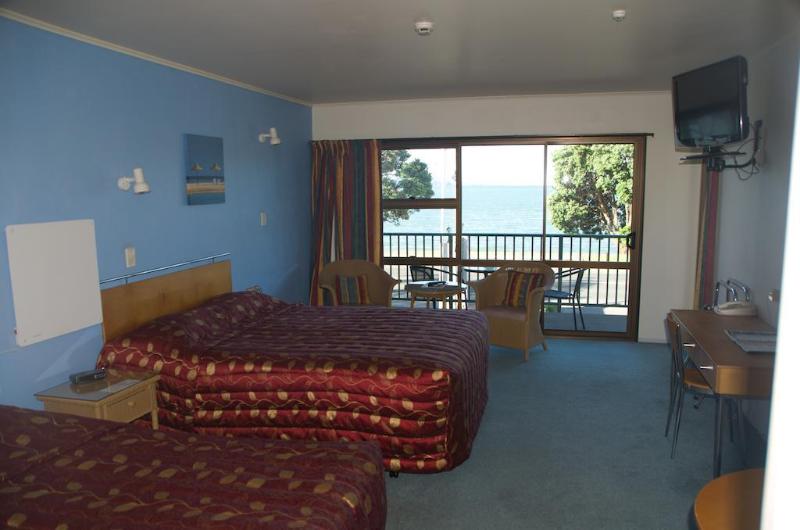 汽车旅馆  Bay Sands Seafront Studios