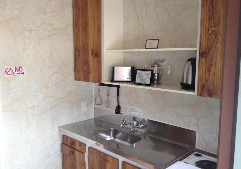 汽车旅馆  Bay Sands Seafront Studios