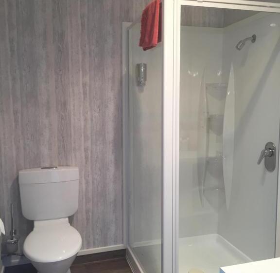 مُتل Lakefront Lodge