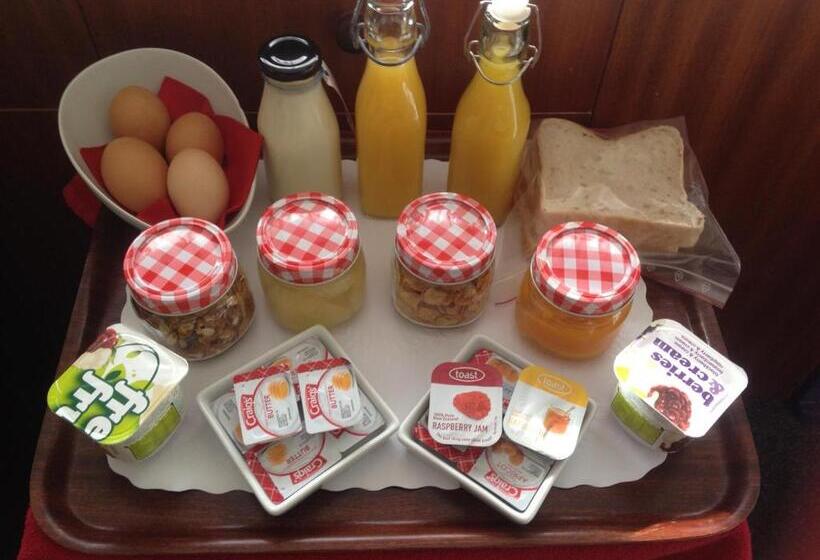 مُتل Lakefront Lodge