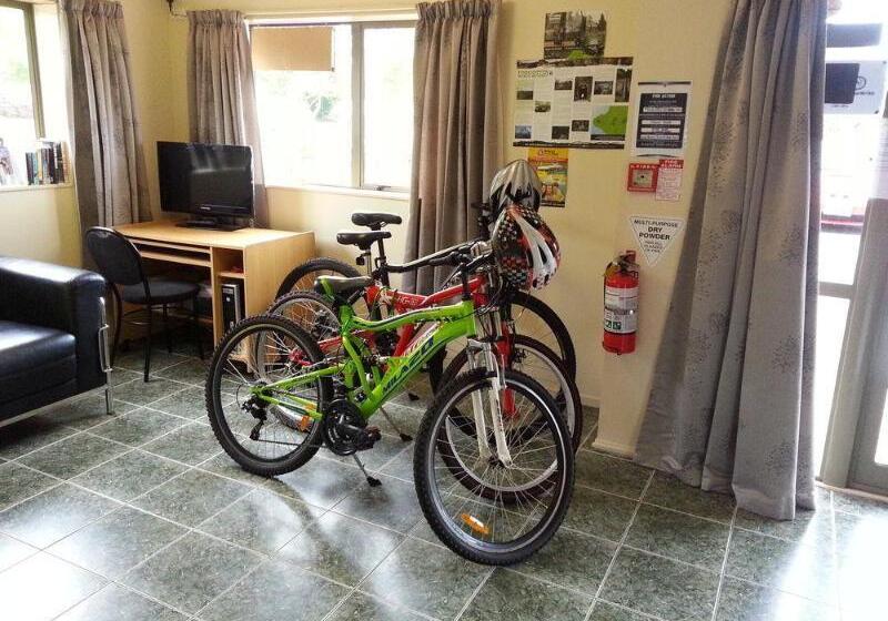 汽车旅馆 New Castle Motor Lodge