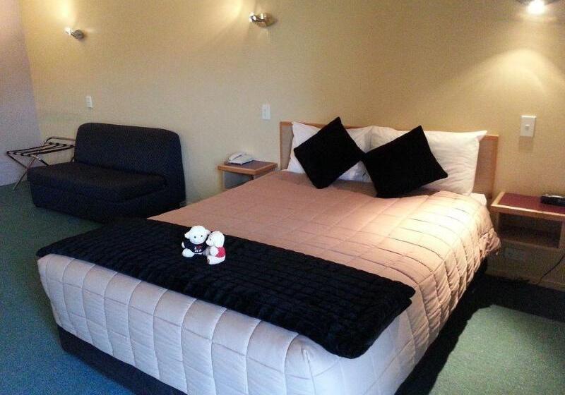 汽车旅馆 New Castle Motor Lodge