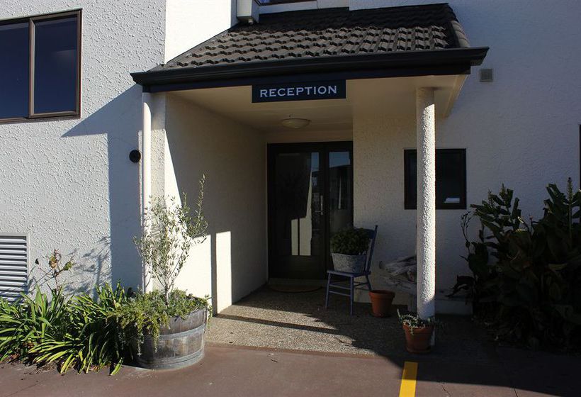 מוטל Parkside Lodge