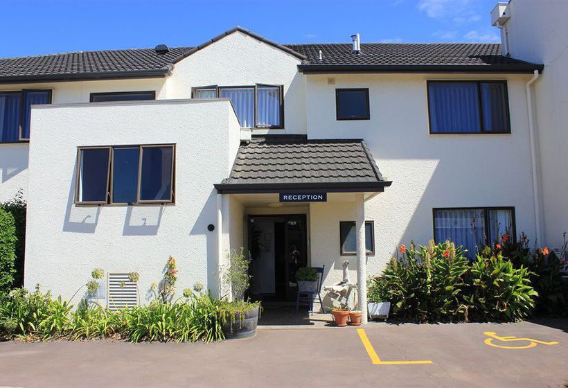 מוטל Parkside Lodge