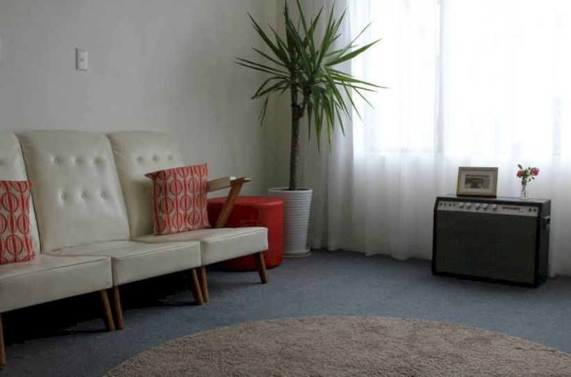 מוטל Parkside Lodge