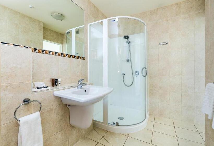 מוטל Pebble Beach Motor Inn