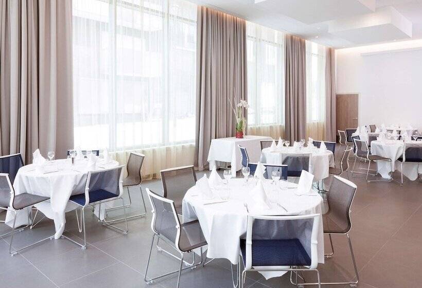 Novotel Paris Saint Denis Stade Basilique