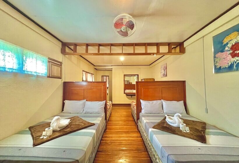 پانسیون Novie S Tourist Inn