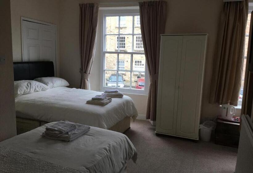 פנסיון The Buck Inn