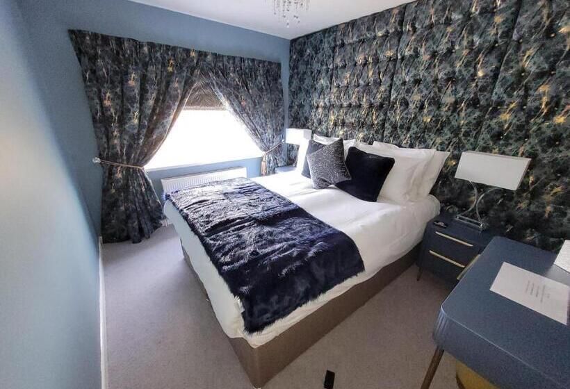 펜션 The Station Guest House